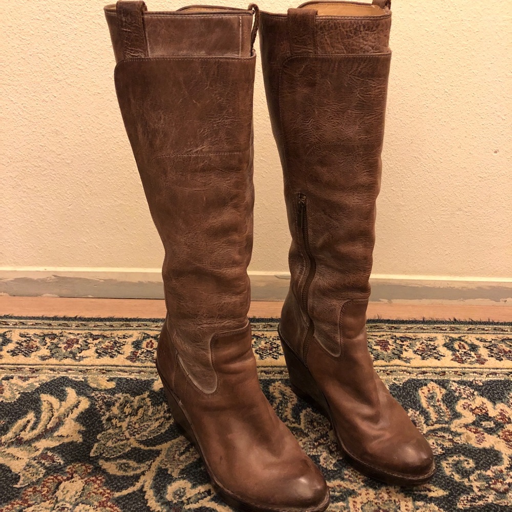 FRYE Paige Wedge Heel Tall Boot Size 8.5